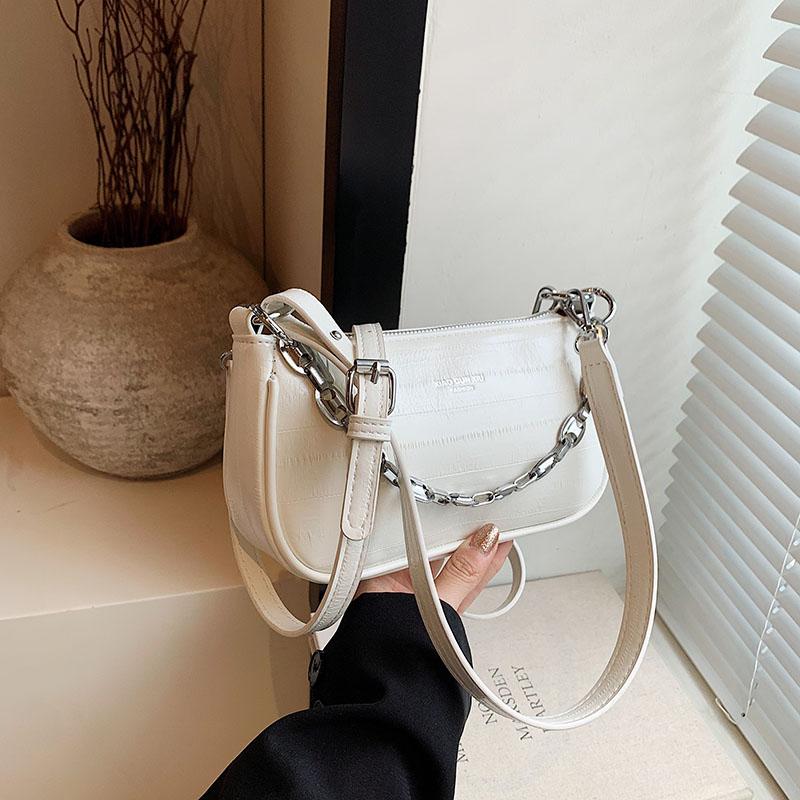 High end  New Women's Bag Popular Popular Popular Versatile Crossbody Bag Single Shoulder Underarm Small Square Bag