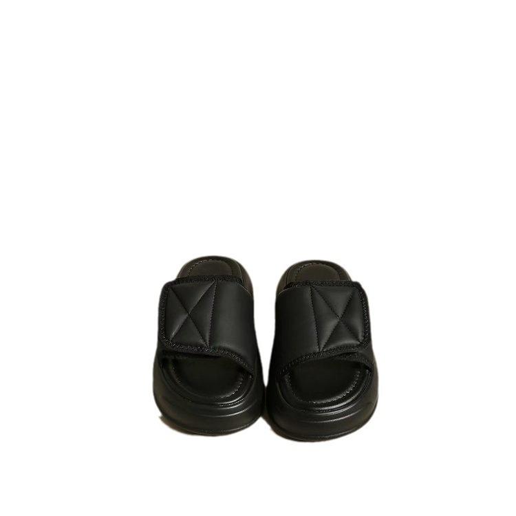 The lady boss keeps her own money~ thick-soled Velcro slippers for women's summer wear 2024 new one-word cool slippers