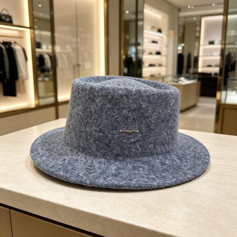 New small standard concave top elegant top hat children autumn and winter French retro flat brim warm face small bucket hat