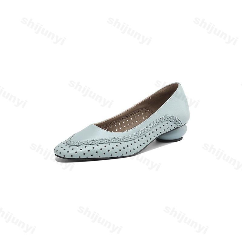 Fashion 2025 Summer New Style Women's French Style Elegant Casual Single Shoe Hollow Breathable Coarse Heeled Comfortable Pointed Pumps