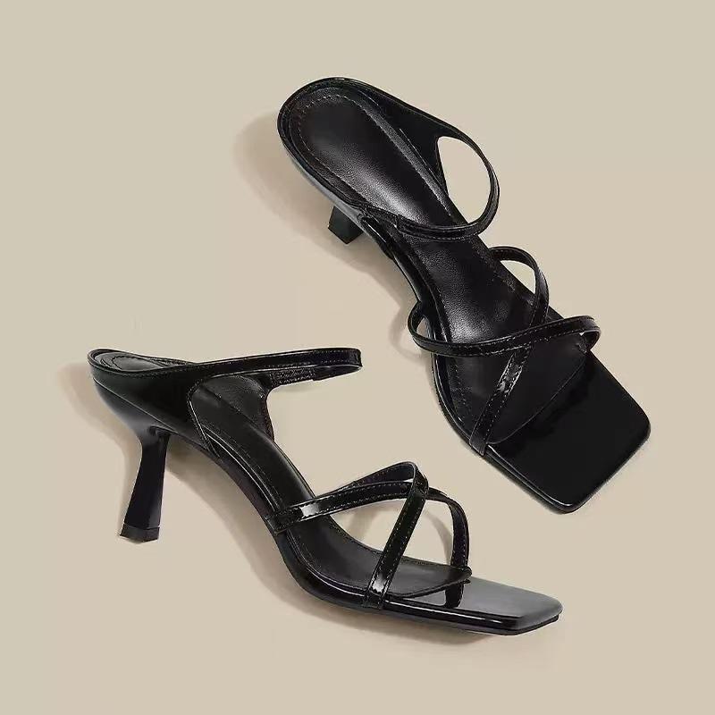 

2025 лето новый темперамент тонкий каблук одно слово снаружи фея белый универсальный для работы высокий каблук крутые шлепанцы женщина 40 чёрный