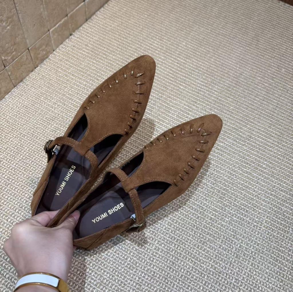 2025 Autumn and Winter New Round Head One-word Buckle Braided Soft Bottom Inner Slope Heel Set Foot Versatile Doudou Commuting Work