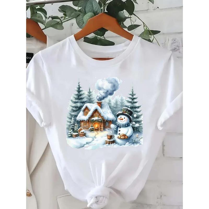 Trendy Tree Print, Stylish and Beautiful, 90s Style, New Year's Clothing, Women's Wear, Christmas Top, Holiday Graphic T-shirt
