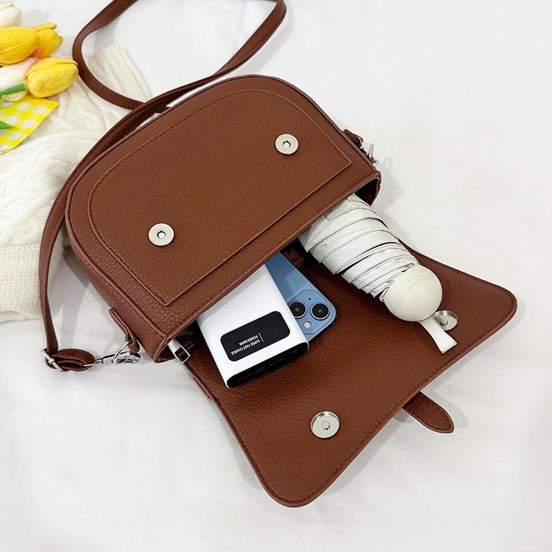Retro Solid Color Saddle Bag High Quality Leather Shoulder Bags for Women 2026 New Simple Ladies Crossbody Bag Designer Handbags