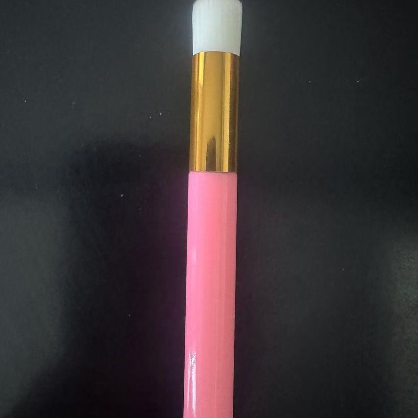 Plastic Handle Mousse Brush: False Eyelash, Makeup, and Blackhead Removal Tool for Pore Cleansing.