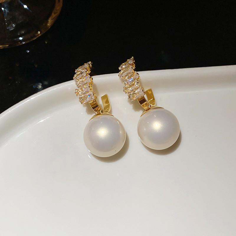 Elegant Silver Ushape Hoop Earrings With Pearl For Office And Daily Use