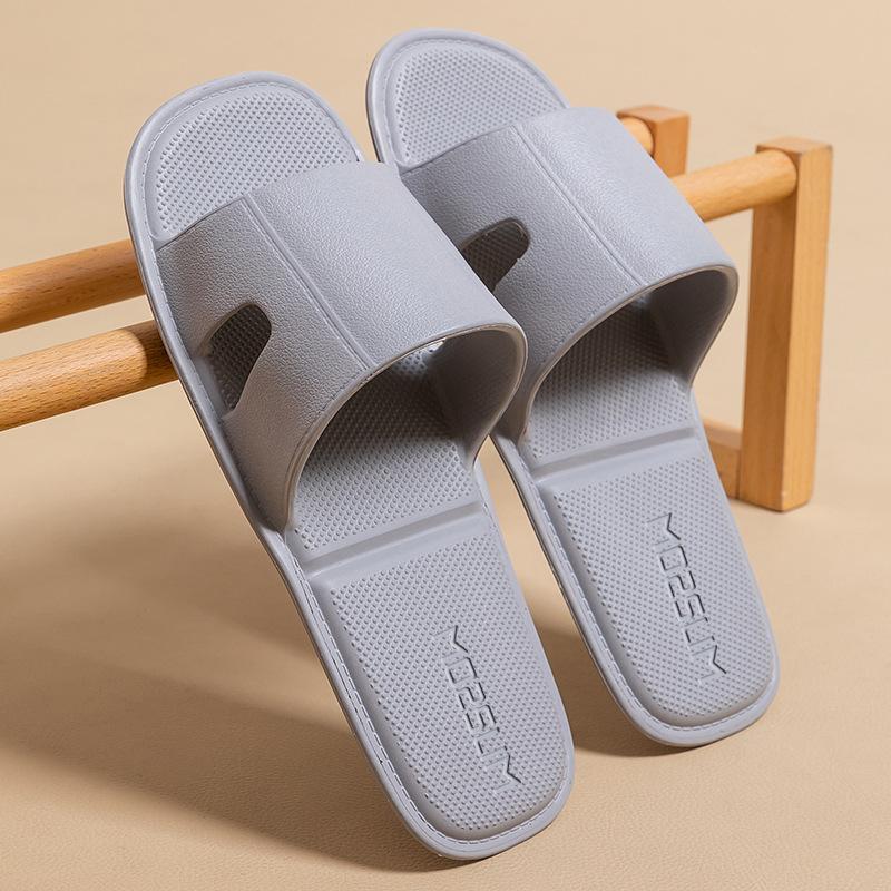 

Складные дорожные тапочки для женщин и мужчин, нескользящие, легкие, портативные тапочки для пляжа, душа и ванной, идеально подходят для летнего отпуска L(42-44) чёрный