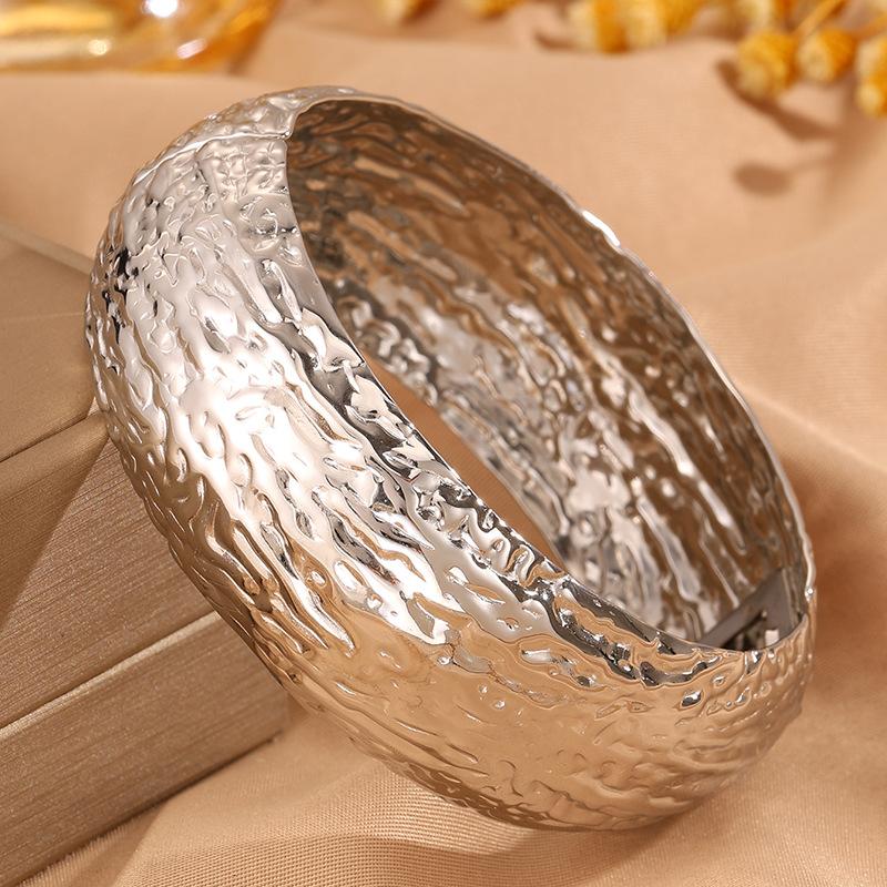 Light Luxury Round Light Luxury Irregular Simple Retro Bracelet