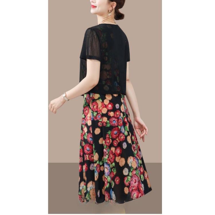 Chic Summer Fake Two Piece Dress for Moms Elegant Slimming and Youthful Mid Age Women Fashion Clothing