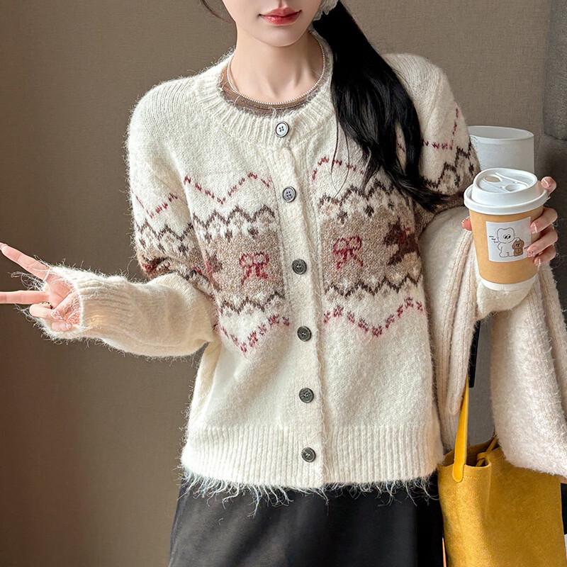 La Chapelle Women's Korean Style Jacquard Cardigan