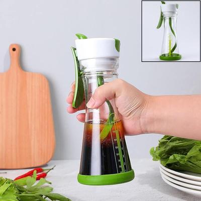 Juice Container Shaker Blender Salad Dressing Mixer Bottle with Scale Leak Proof Salad Dressing Shaker Manual Mixing Cup Kitchen