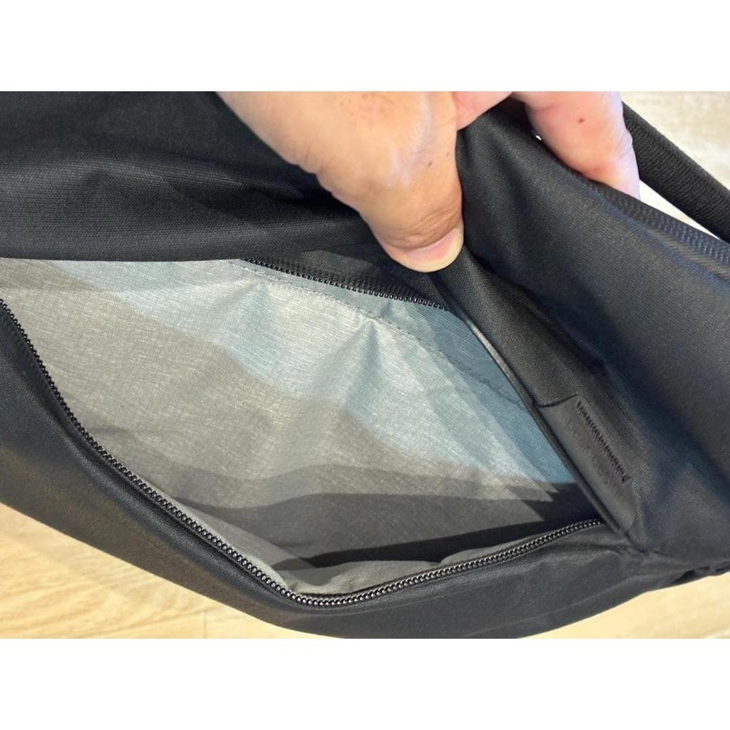 PeakDesign Everyday Sling 10L BlackUsedExcellent Condition