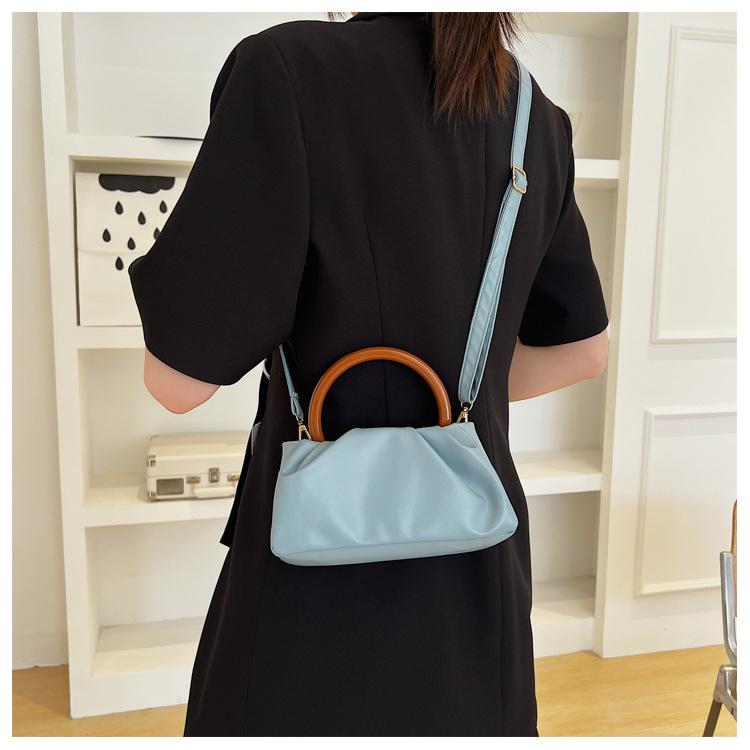 Wolkenplissierte Kunstleder-Schultertasche für Damen im Vintage-Stil, Crossbody, quadratische Geldbörse
