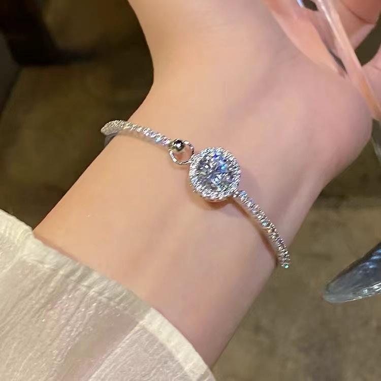 Korean Ins Tide Pearl Bracelet Design Temperament Bracelet Couple Bracelet Hand Jewelry