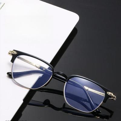 Briller og accessories