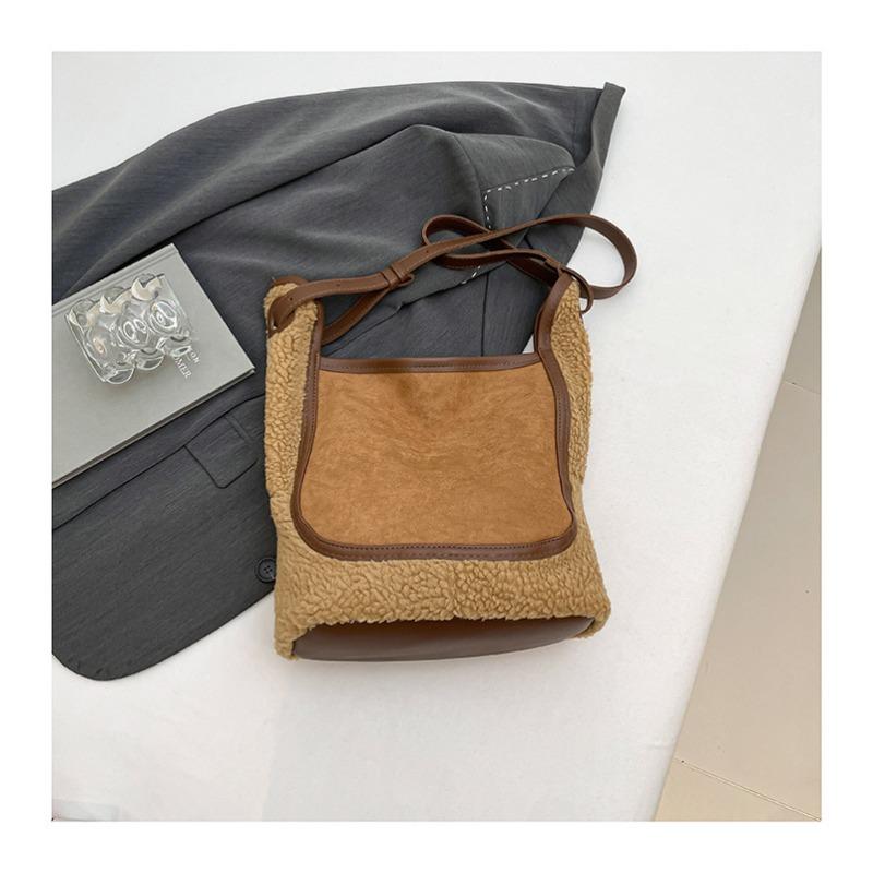Women Large Capacity Lamb Wool Furry Bucket Shoulder Crossbody Daily Tote Bag