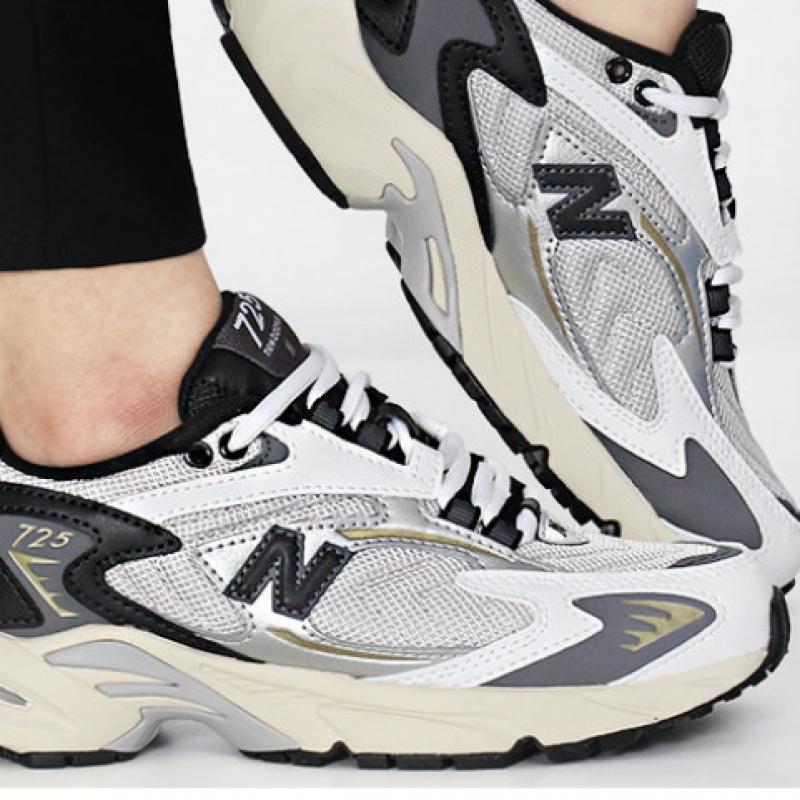 New Balance 725 Sneakers Grey Black