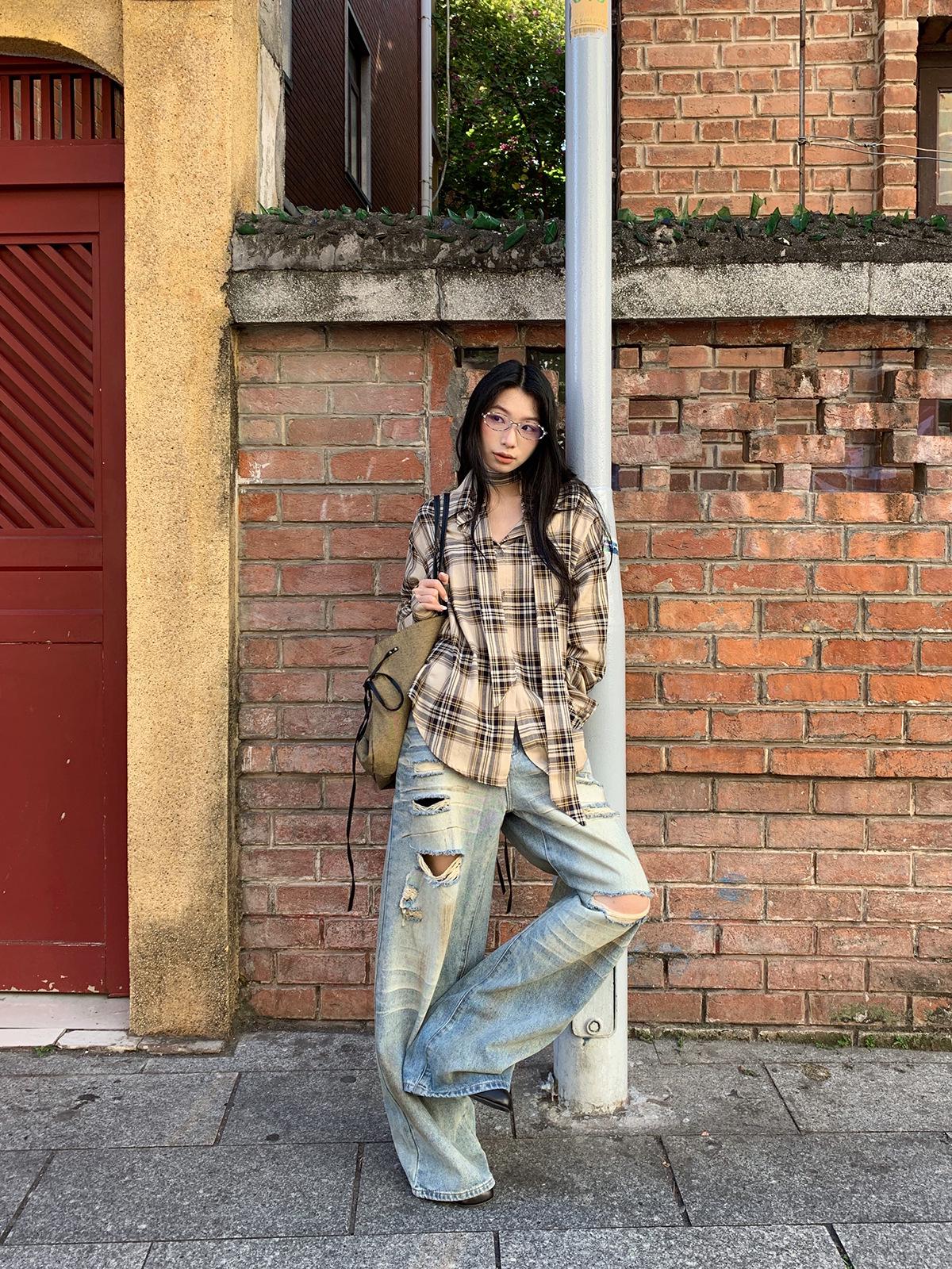 Stylish Spring 2026 Korean Plaid Scarf Shirt - Women s Loose Long Sleeve Top One Size коричневый