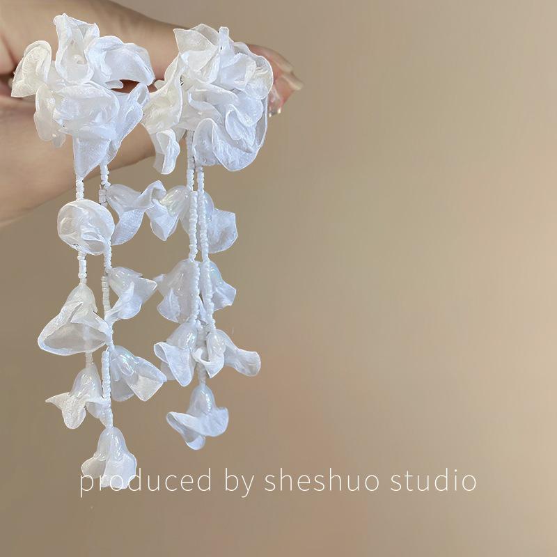 Mori Style Silver Needle Floral Glass Grape Tassel Earrings – Elegant High-End Design