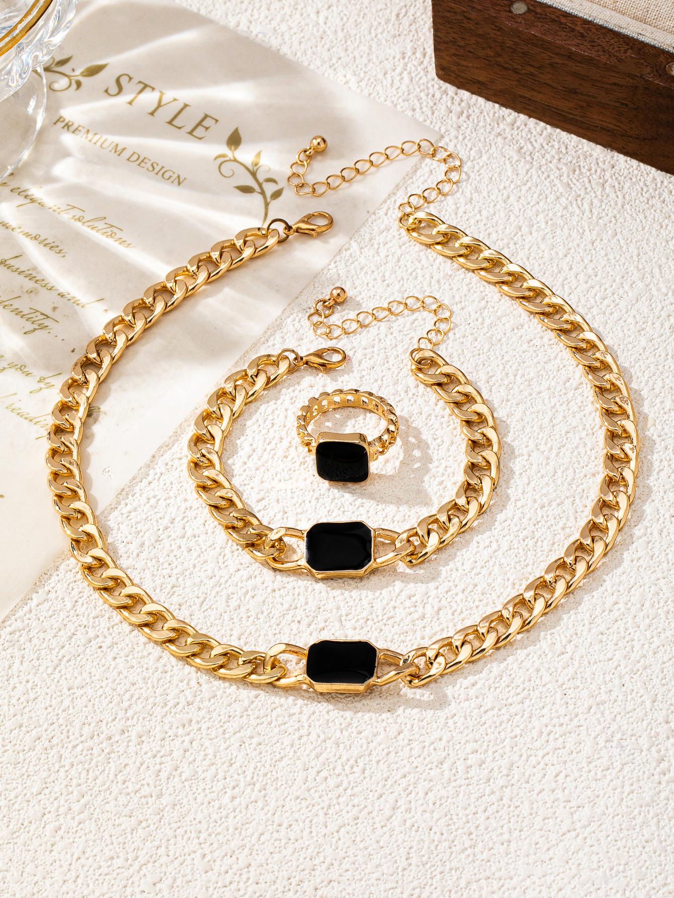 New exaggerated thick chain Cuban chain metal hip-hop men s glass stone personalized necklace bracelet