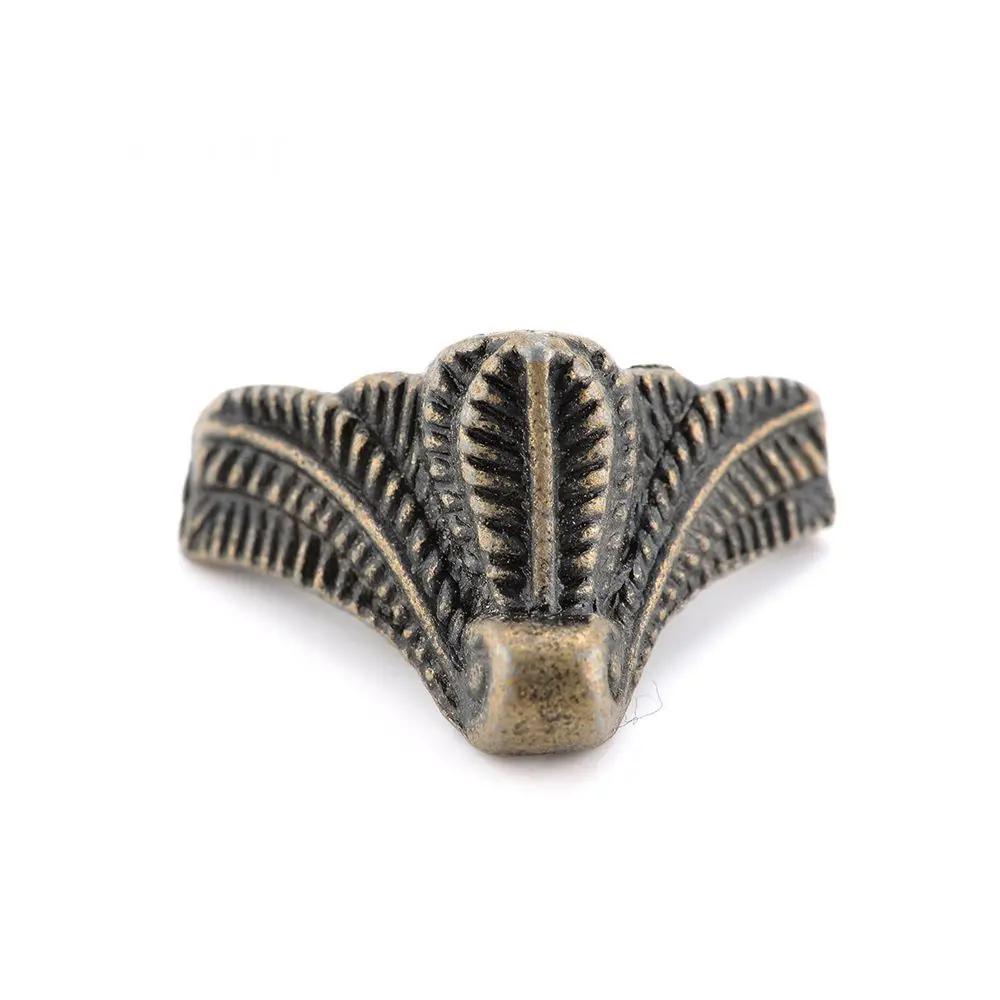 

4 шт. антикварный угловой протектор, бронзовый сундук для ювелирных изделий, деревянный корпус, декоративные ножки, металлический угловой кронштейн, фурнитура