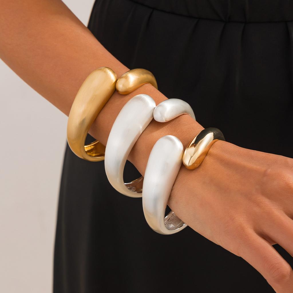 Fashion INS Metal Texture Water Drop Hug Bracelet for Women Exaggerated Design Spring Open Bracelet