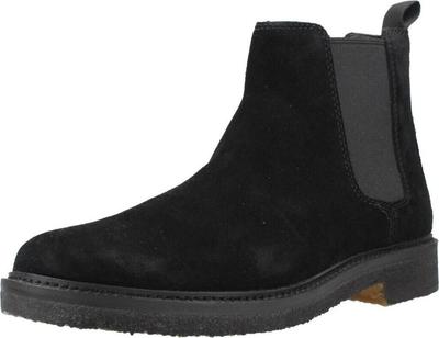 Boots & Stiefel