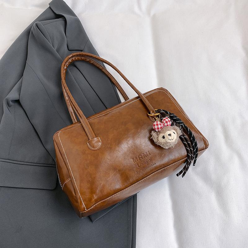 Retro Niche Boston Handbag Bag Women'S High-Value Simple And Versatile Commuter Shoulder Armpit Bag