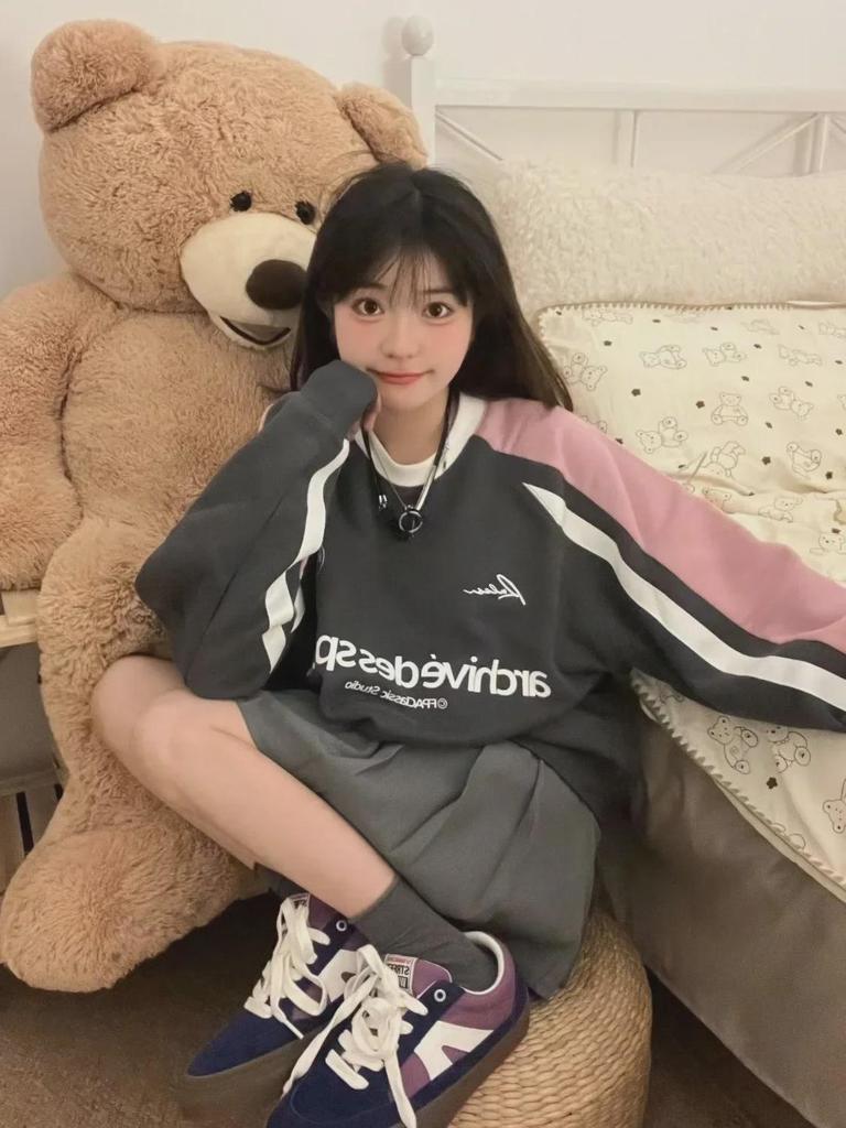 Retro Contrast Color Crew Neck Women's Street Sweatshirt Jacket