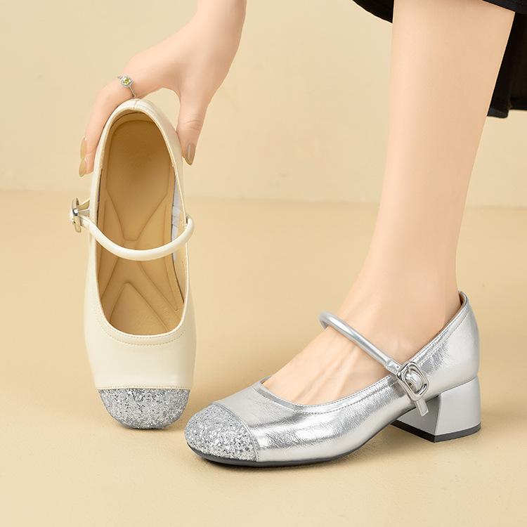 Sheepskin one-word buckle thick heel shallow mouth single shoes new bright diamond splicing middle heel Mary Jane small leather shoes