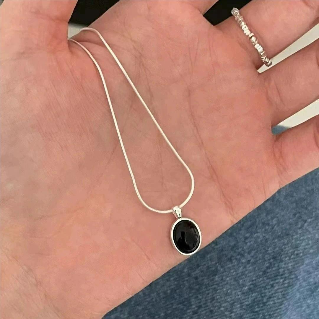 Korean Silver Color Oval Aquamarine Pendant Necklace Ladies Girls Luxury Snake Chain Necklace Fashion Jewelry Accessories чёрный