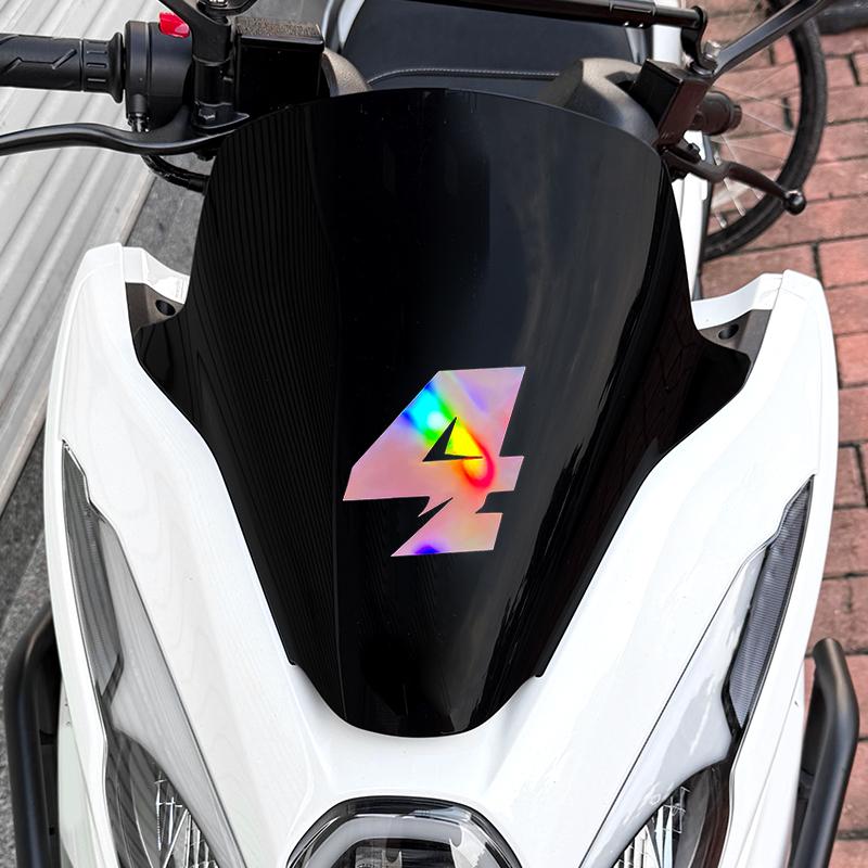 1 ks Růžové laserové nálepky s čísly na motocykl Vodotěsné pro DIY Skútr Helma Palivová nádrž Kapotáž Jízdní kolo Ochrana proti slunci Vinylové nálepky