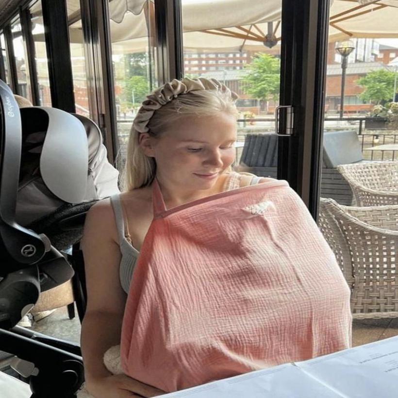 Women Privacy Breastfeeding Cover with Arch Neckline Nursing Apron Breastfeeding Cover Up Multi-use Stroller Cover