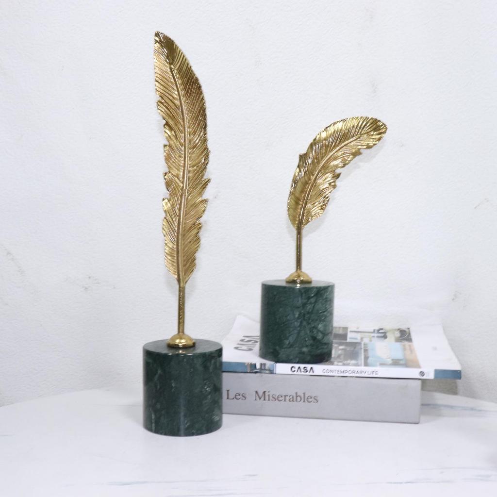 European Post-Modern Hotel Villa Leaf Art Desk Ornament - Light Luxury Home Decoration