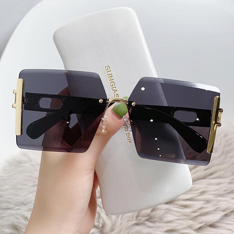 Face-lifting Box Korean Sunglasses Fashion Sunglasses UV SunglassesFace-lifting Box Korean Sunglasses Fashion Sunglasses UV Sunglasses
