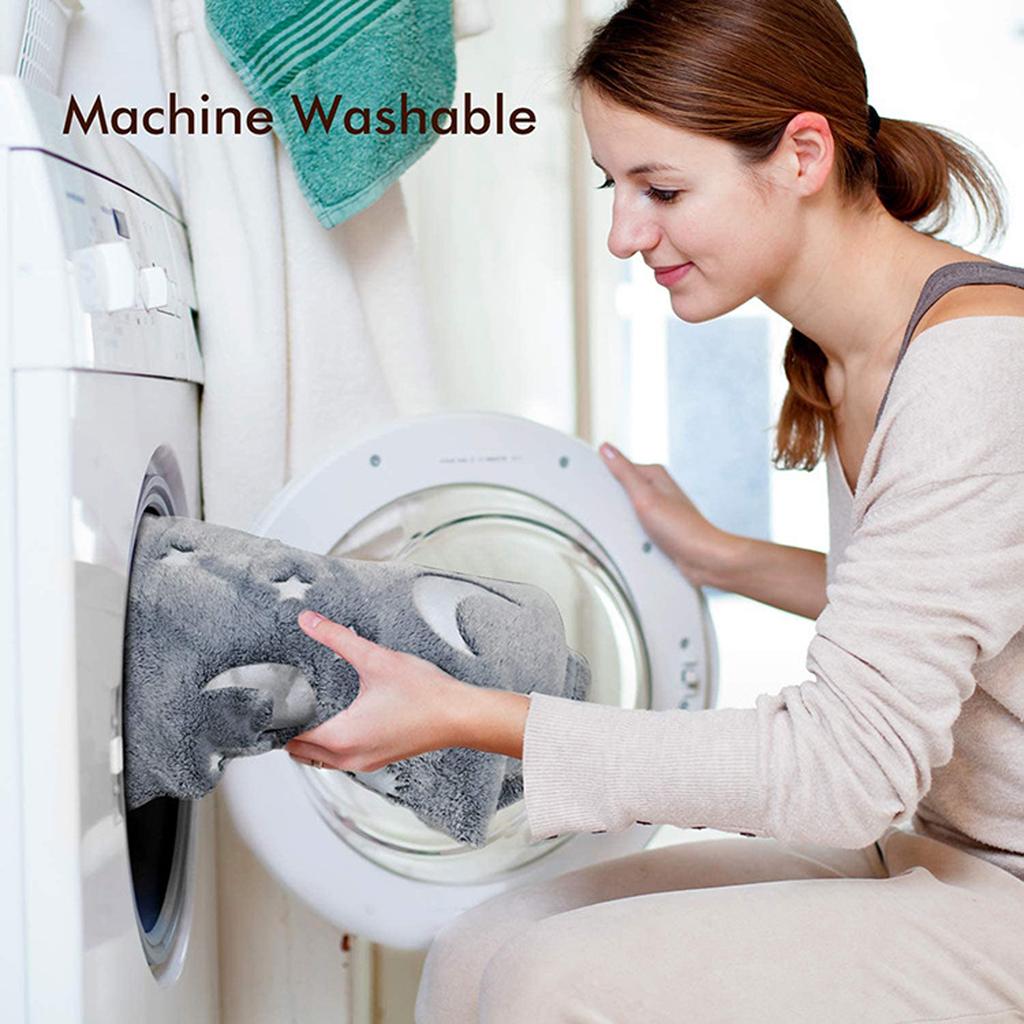 Luminous Flannel Blanket Creative Star and Moon Pattern Soft Fleece Blanket Suitable For All Seasons