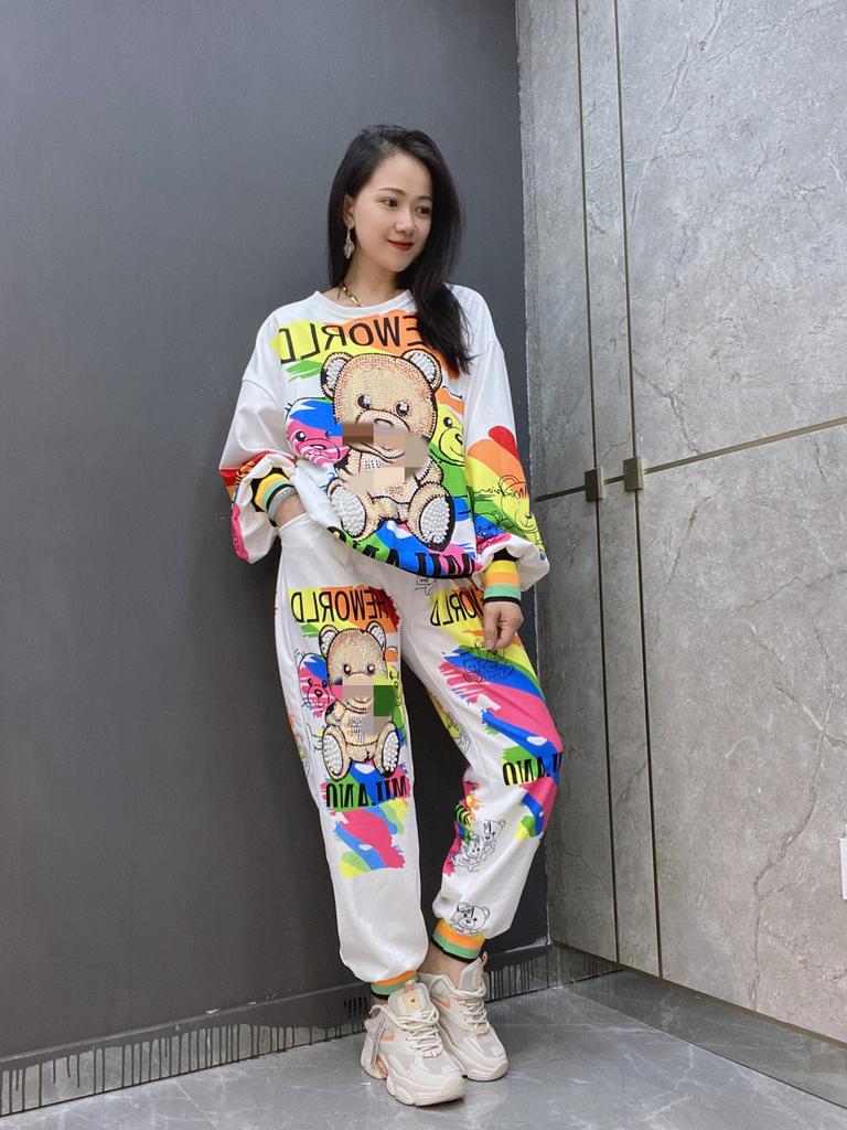 Colorful Diamonds Cartoon Bear Two Piece Sets Womens Outifits Autumn Casual White Tracksuit Tops and Long Pants Suits