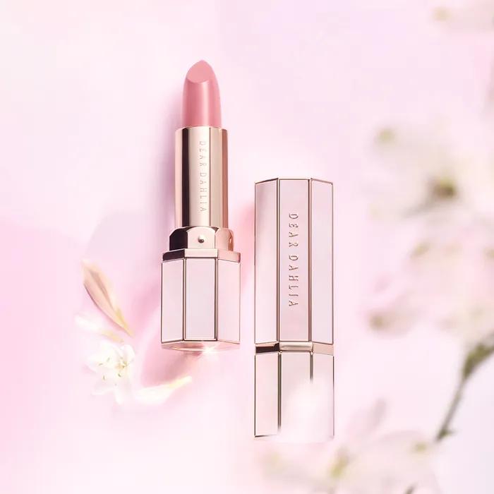 Lip Paradise Sensual Lip Glow G102 Emily