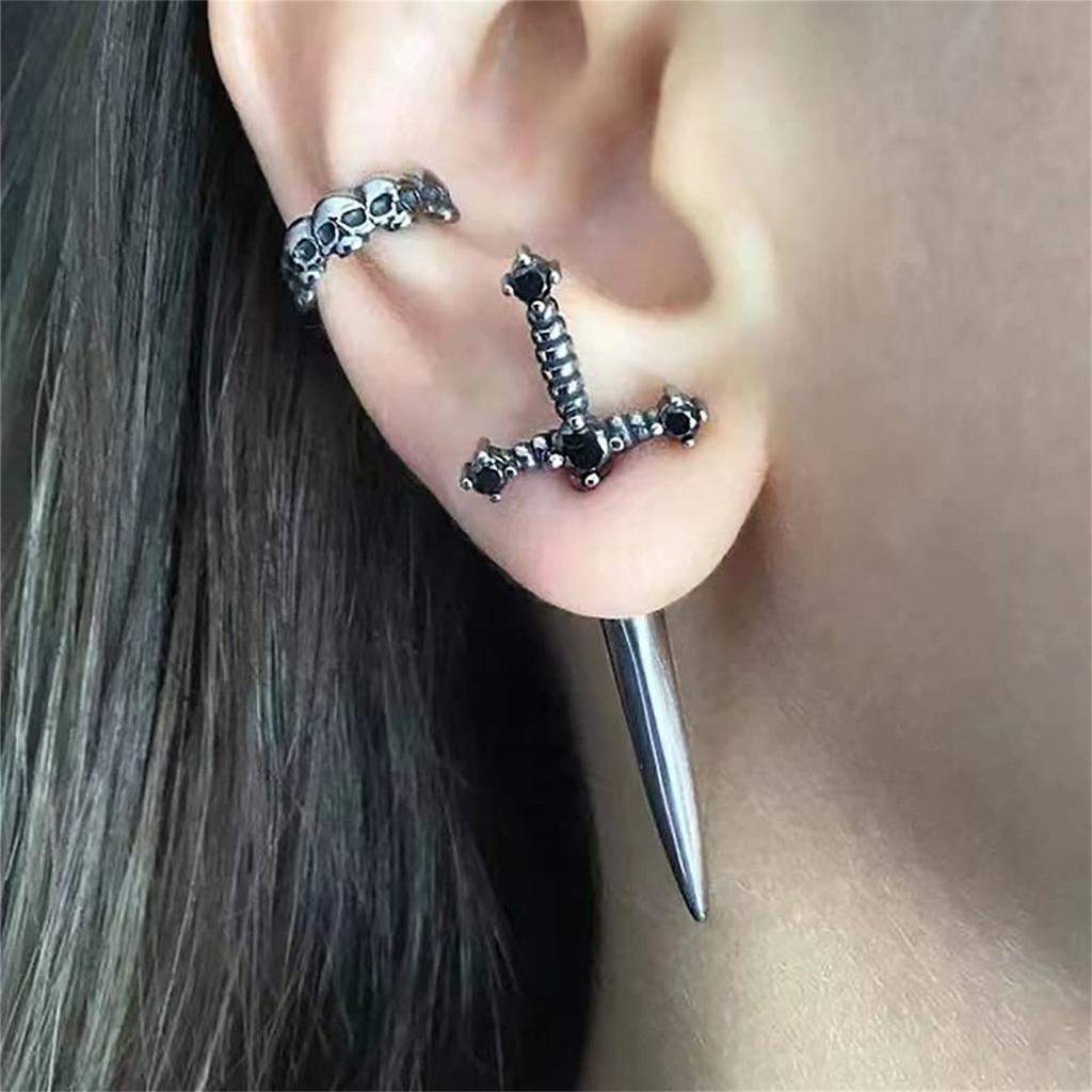 Lady's Earring Vintage Crystal Diamond Dagger Earrings