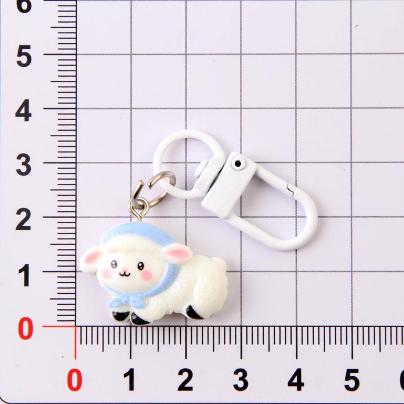 Adorable Cartoon Sheep Resin Keychain Non-fading Design Portable Pendant for Laptop Bag Decor Kids Birthday Gift Ideas