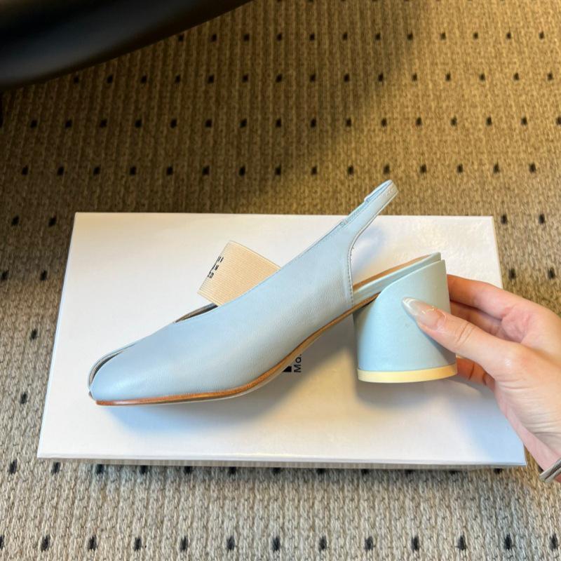 MM6 Samt Riemen Flache Sandalen - Frühling/Sommer '26 - Apfel Zehenpartie, Elastisches Band, Vielseitiges High Heel Design