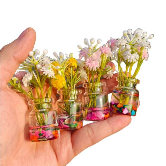 4 Pcs Mini Glass Vases Set Faux Flowers in Glass Vases Glow in The Dark Flower Vases for Desktops Car Dashboard Decor