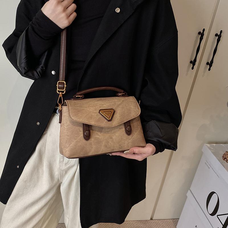 Small Bag Women's Autumn and Winter Versatile New Fashion Shoulder Messenger Bag Portable Work Small Square Bag