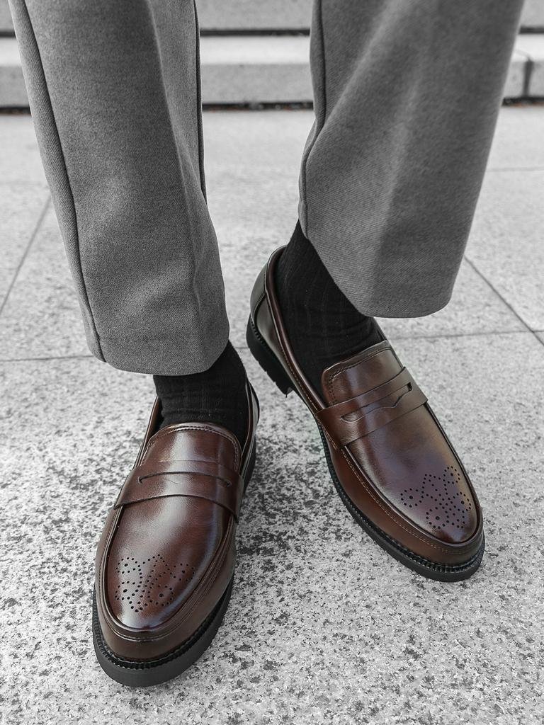 Classic Brogue Casual Business Shoes Man British Party Formal Leather Shoes For Men Social Men's Dress Shoes Leather Loafers Man