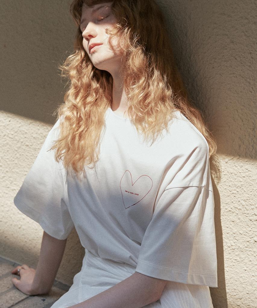 ARTID Heart Graphic Oversized Short Sleeve T-Shirt_White