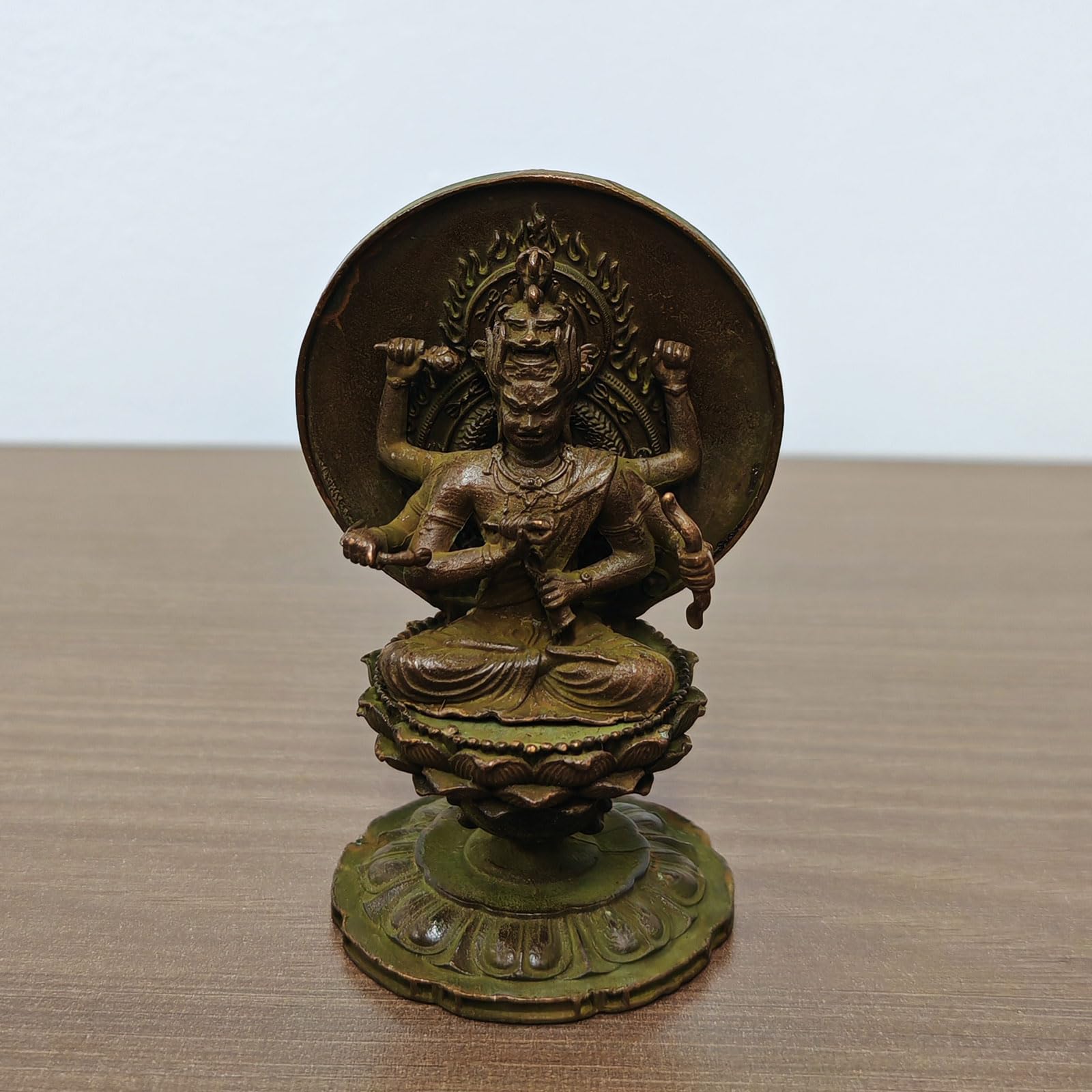 

Miniature Aizen Myoo Buddha Statue, 74mm Tall, Alloy, Guardian Deity, Buddhist Figure [Guardian Deity], Love, Pocket Buddha (B)