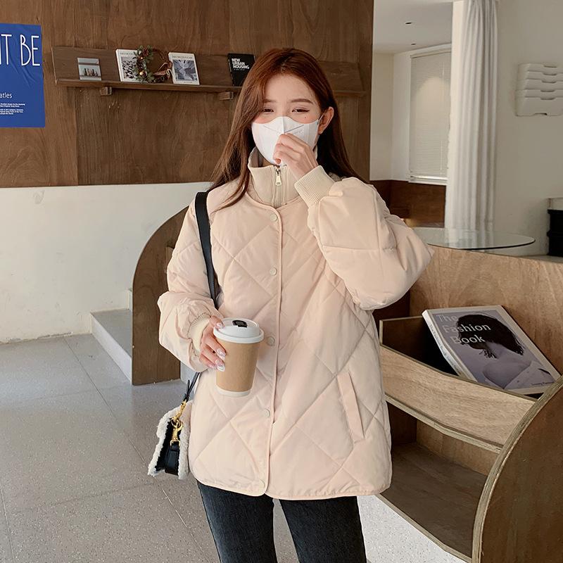Lingqui Short Down Cotton Jacket for Women To Look Thin and Light In Winter Cotton Jacket Women's New Padded Jacket In 2025