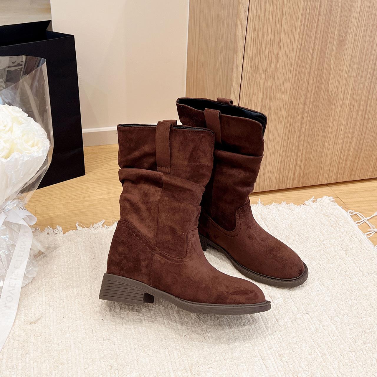 

Западные плиссированные короткие ботинки женские ботинки на наборном каблуке ретро 2025 новые в британском стиле для маленького роста увеличение высоты средняя голень ботинки Мартин женские 40 светло-коричневого