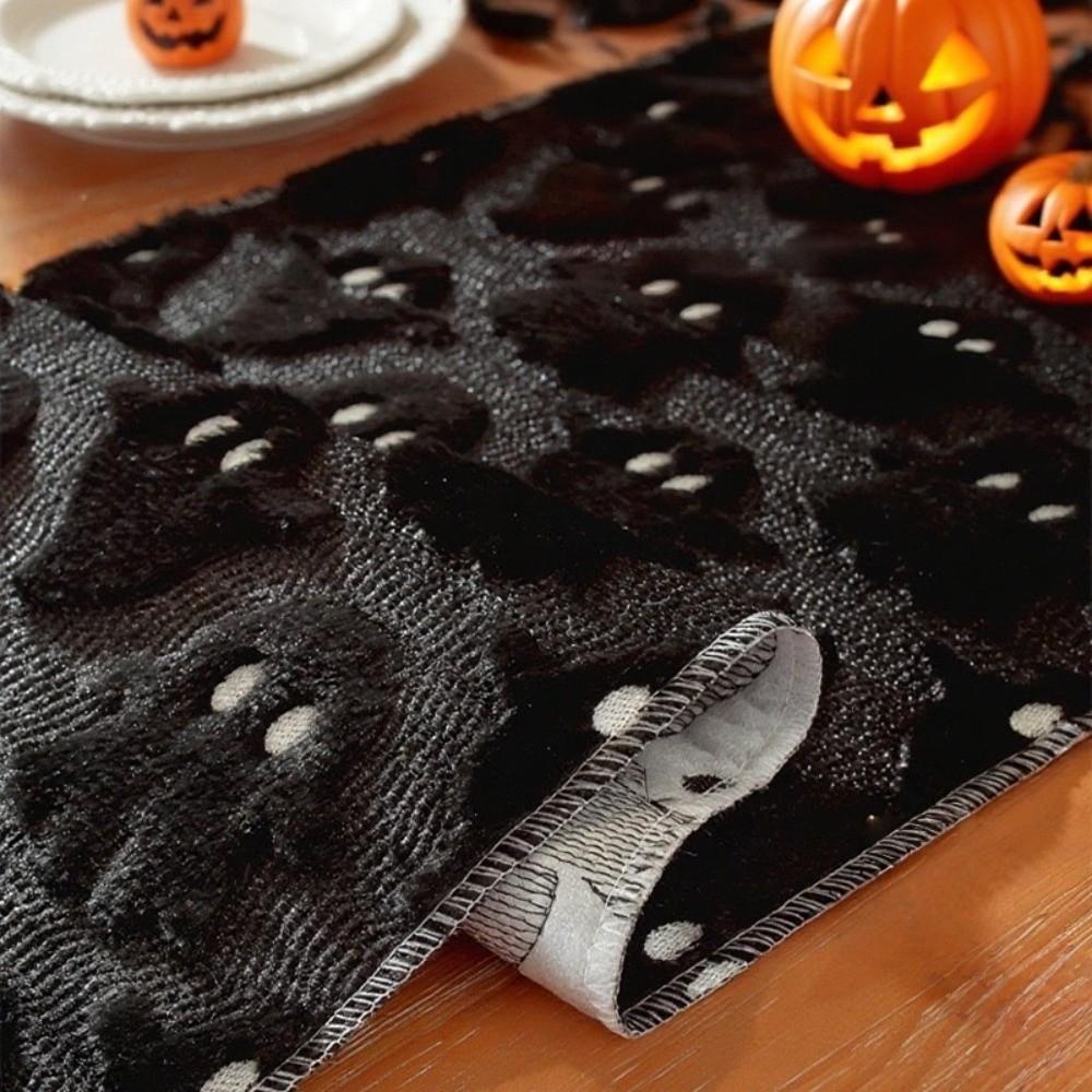 Comfortable Halloween Table Runner Soft Texture 3D Tufting Dining Tablecloth Restaurant