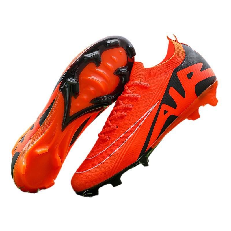 2025 quality one piece 2025 seamless fly-woven football shoes men's low-top AG spike training sneakers